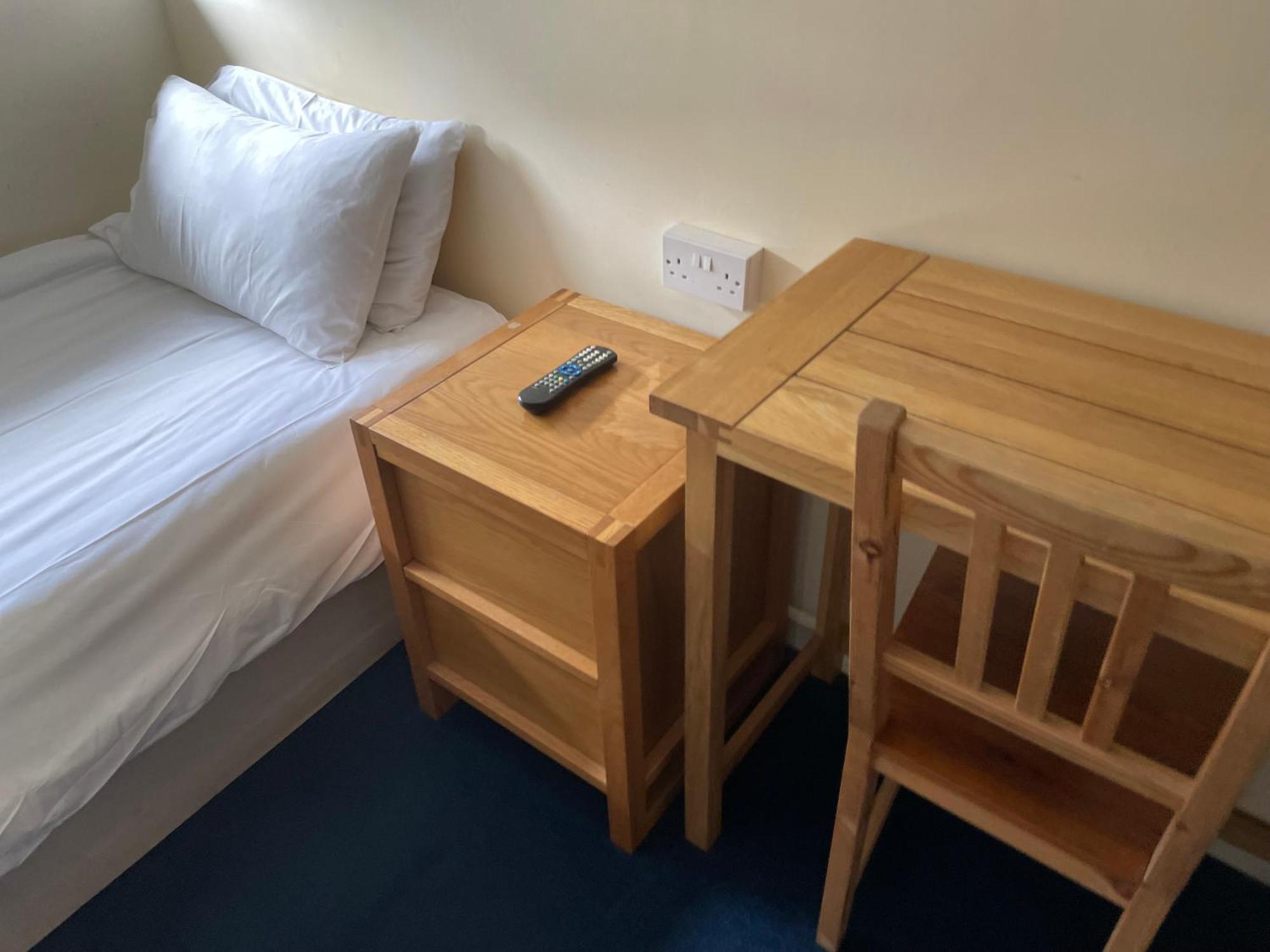 Bridge Farm Guesthouse Rooms Dundry Bagian luar foto