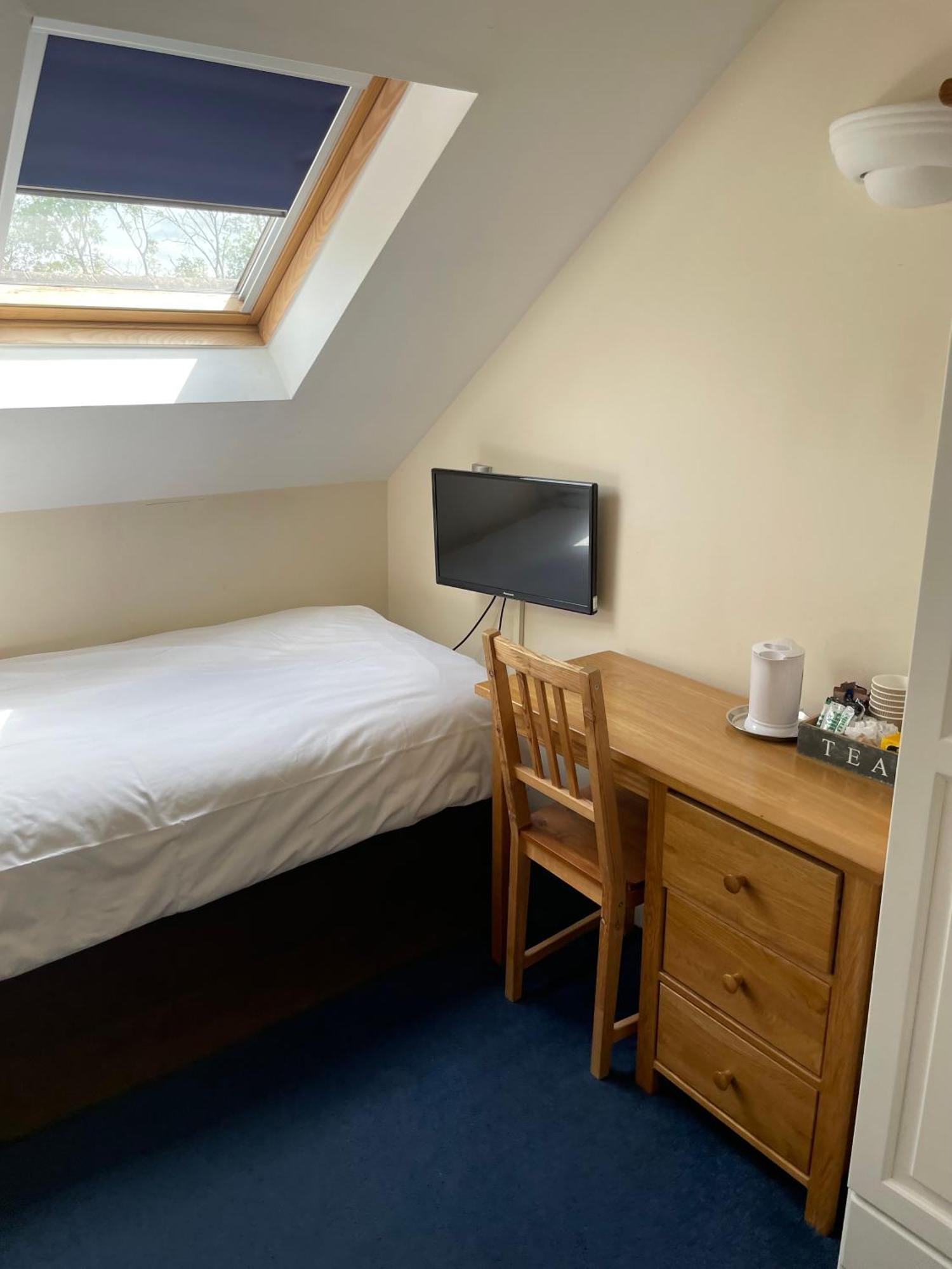Bridge Farm Guesthouse Rooms Dundry Bagian luar foto
