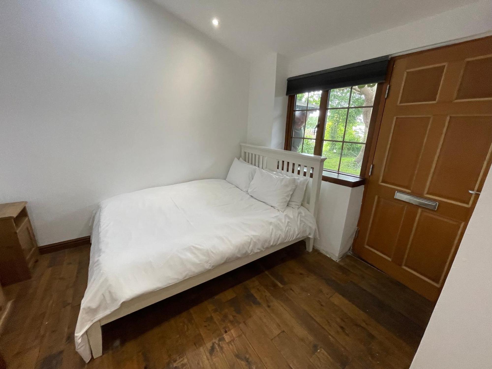 Bridge Farm Guesthouse Rooms Dundry Bagian luar foto
