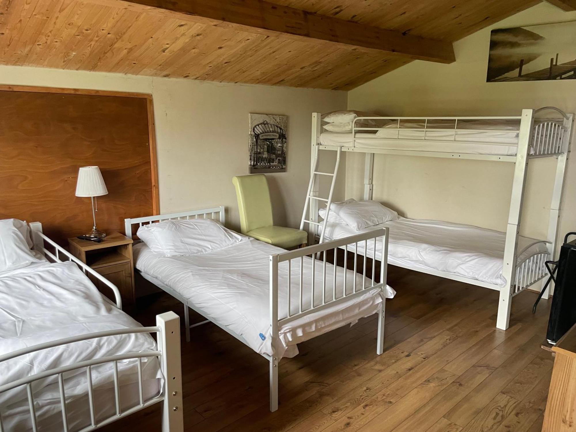 Bridge Farm Guesthouse Rooms Dundry Bagian luar foto