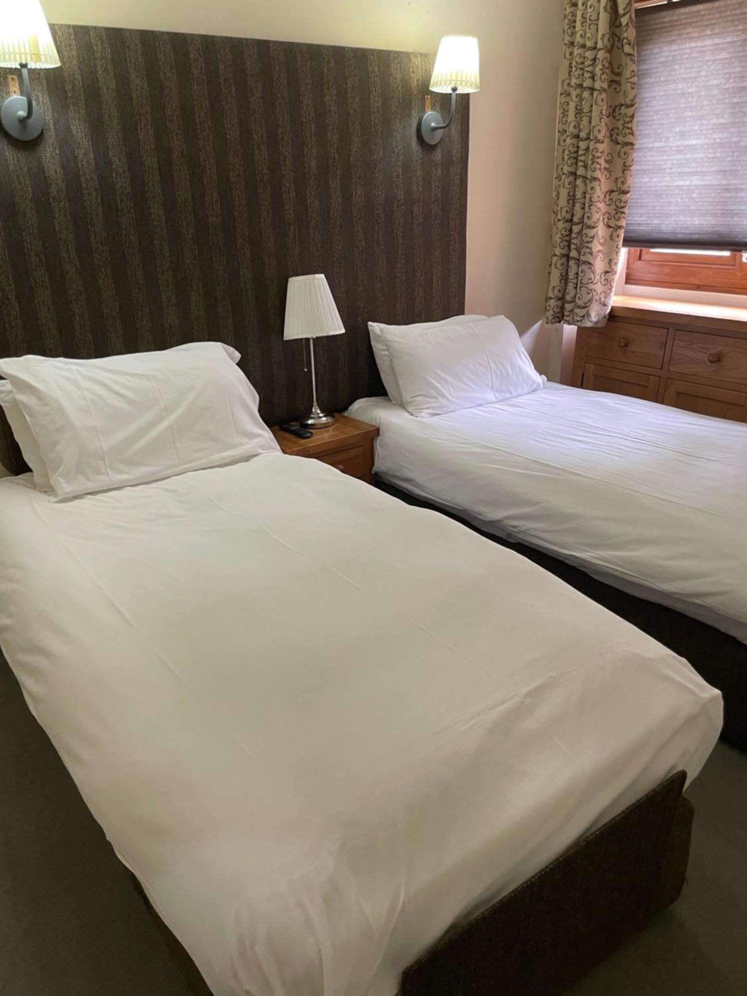 Bridge Farm Guesthouse Rooms Dundry Bagian luar foto