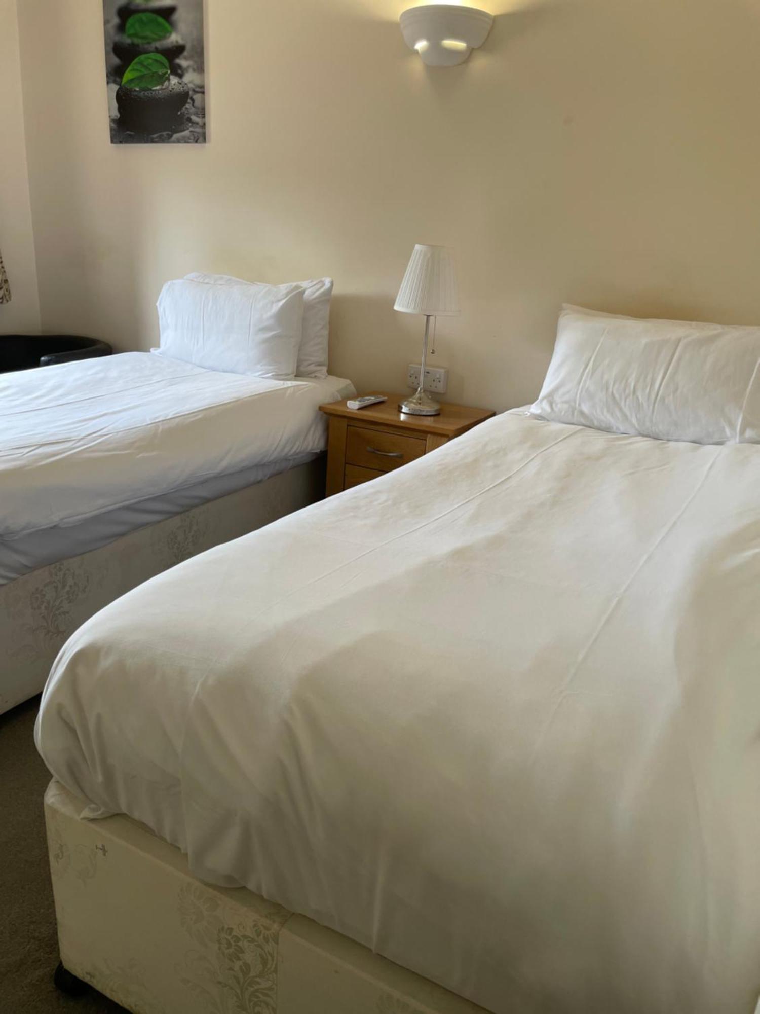 Bridge Farm Guesthouse Rooms Dundry Bagian luar foto