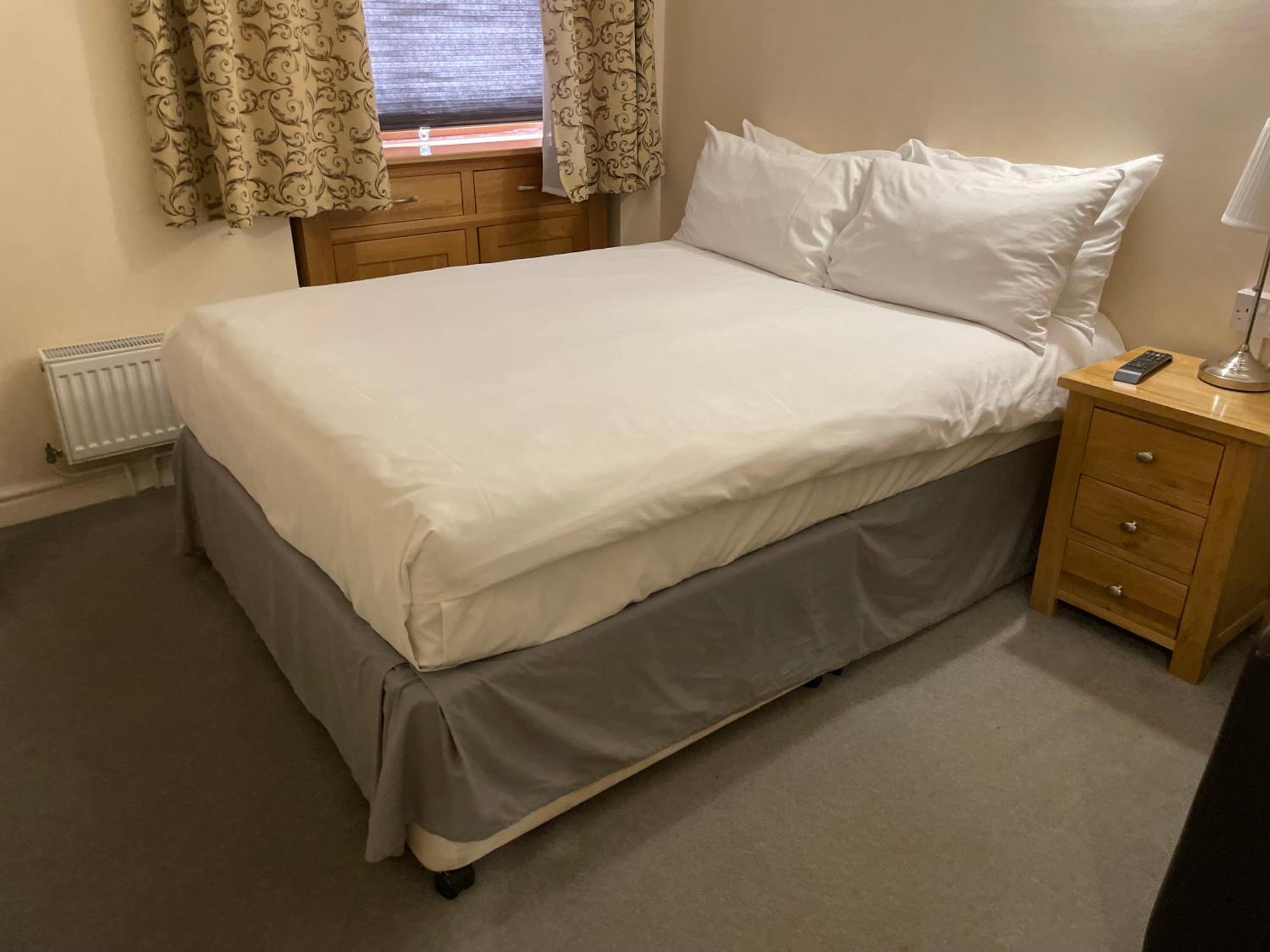 Bridge Farm Guesthouse Rooms Dundry Bagian luar foto