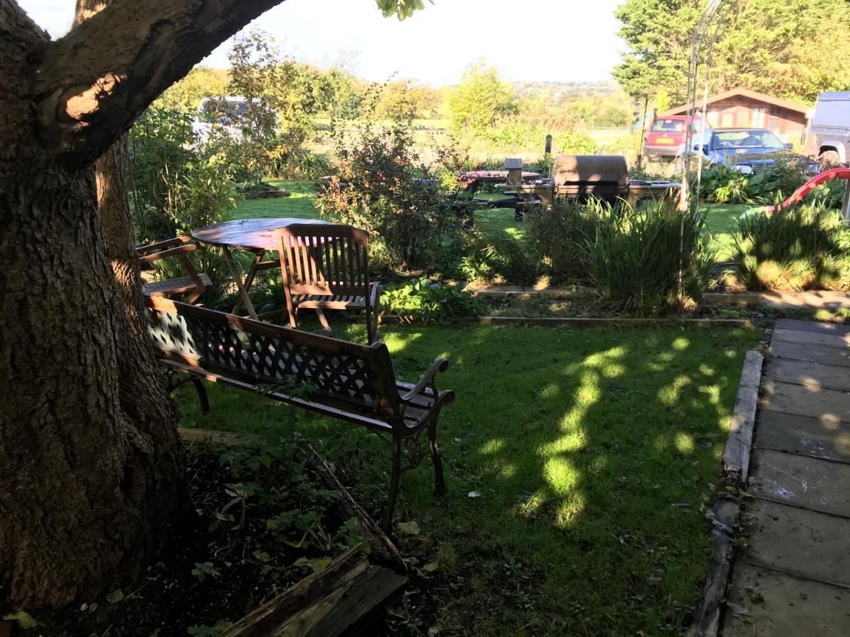 Bridge Farm Guesthouse Rooms Dundry Bagian luar foto
