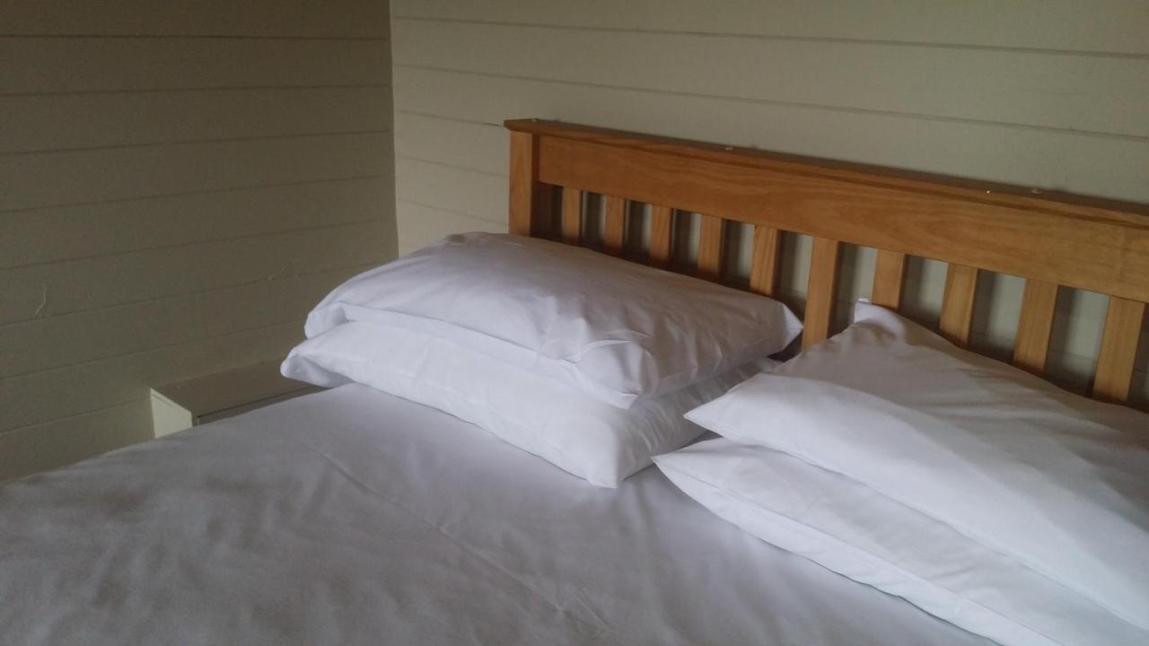 Bridge Farm Guesthouse Rooms Dundry Bagian luar foto